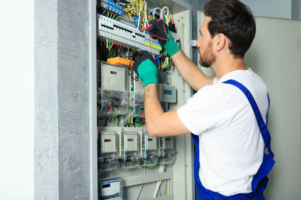 Best Licensed Electrician  in Berwick, LA